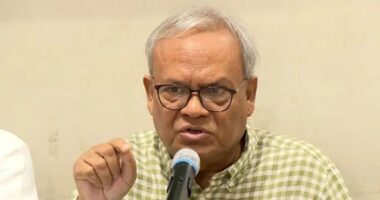 গণতন্ত্রের প্রতিষ্ঠা ও জনগণের অধিকার নিশ্চিতে কাজ করেছে বিএনপি: রুহুল কবির রিজভী