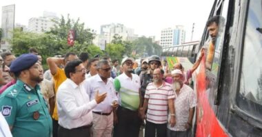 টার্মিনাল থেকে ধাপে ধাপে পূর্বাচলের ডিপোতে স্থানান্তর করা হচ্ছে গাড়ি