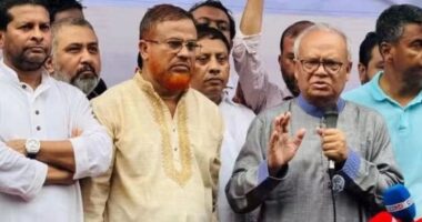 তারেক রহমানের হাত ধরে আবারও ঘুরে দাঁড়াবে বাংলাদেশ: রুহুল কবির রিজভী