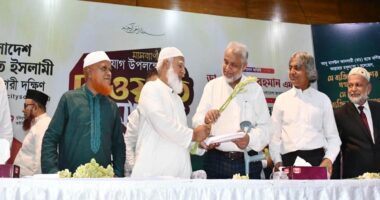 জামায়াতে যোগ দিলেন বিএনপি নেতা, সাবেক বিচারপতি ও সেনা কর্মকর্তাসহ ৬৫০ জন