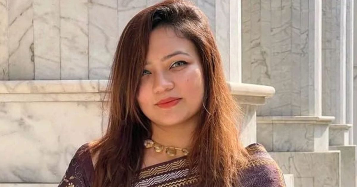 ‘টিপ্পনী কেটে কথা শোনাচ্ছে,তাও আবার ঢাবির ছেলেরাই, শিবিরকে ভালো বলেছি,তাই নতুন করে নাজেহাল করা হচ্ছে’: শিক্ষিকা মোনামি