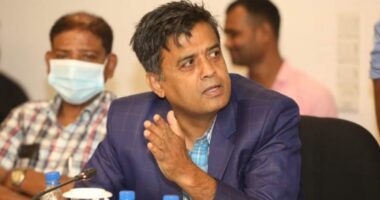 ‘জুলাই ও অন্তর্বর্তী সরকারকে বিতর্কিত করার বয়ান আ. লীগের,তারা জুলাইকে কাঠগড়ায় দাঁড় করাতে চায়’: শফিকুল আলম