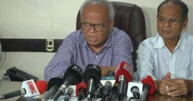 সংসদের বাইরে গেলেই বিরোধী দলের বক্তব্য ও কর্মসূচিতে পার্লামেন্টারি আচরণের প্রতিফলন দেখা যায় না: রিজভী