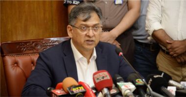 রোহিঙ্গা সংকট এখন আর শুধু মানবিক সমস্যা নয়, এটি আঞ্চলিক নিরাপত্তার জন্যও হুমকি: স্বরাষ্ট্রমন্ত্রী