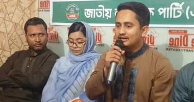 হাসিনাকে ফাঁসির কাষ্ঠে নিতে জুলাই শহীদদের পরিবারই যথেষ্ট: সারজিস আলম