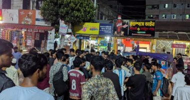 কুবিতে বাসের সিটে বসা নিয়ে জুনিয়রকে থাপ্পড়ের অভিযোগ, প্রক্টর অফিসে সমঝোতা