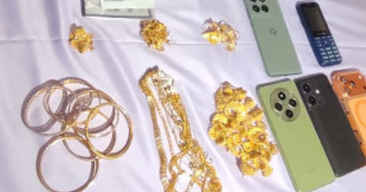 শেরপুরে অনুদানের ফাঁদে খোয়া গেল স্বর্ণ