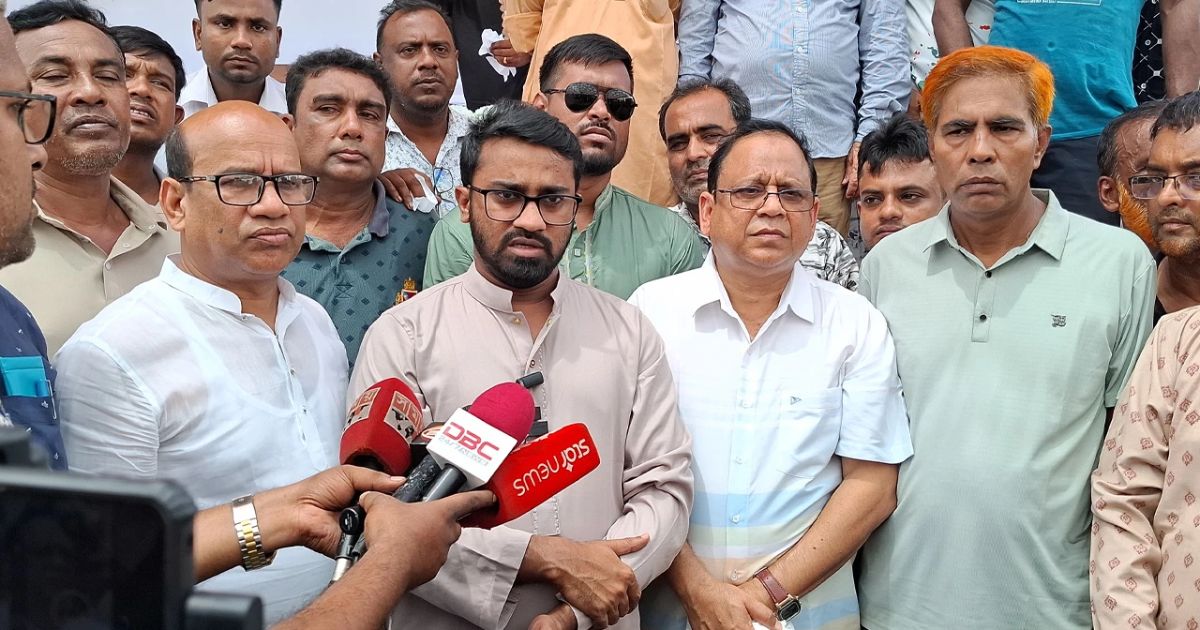 সরকারকে সহযোগিতা না করে লংমার্চের নামে লংড্রাইভ করছে জামায়াত: রাশেদ খাঁন