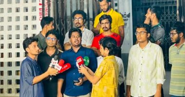 ঢাবিতে ককটেল বিস্ফোরণ: প্রক্টরকে জাতীয় ছাত্রশক্তির তিন দফা দাবি
