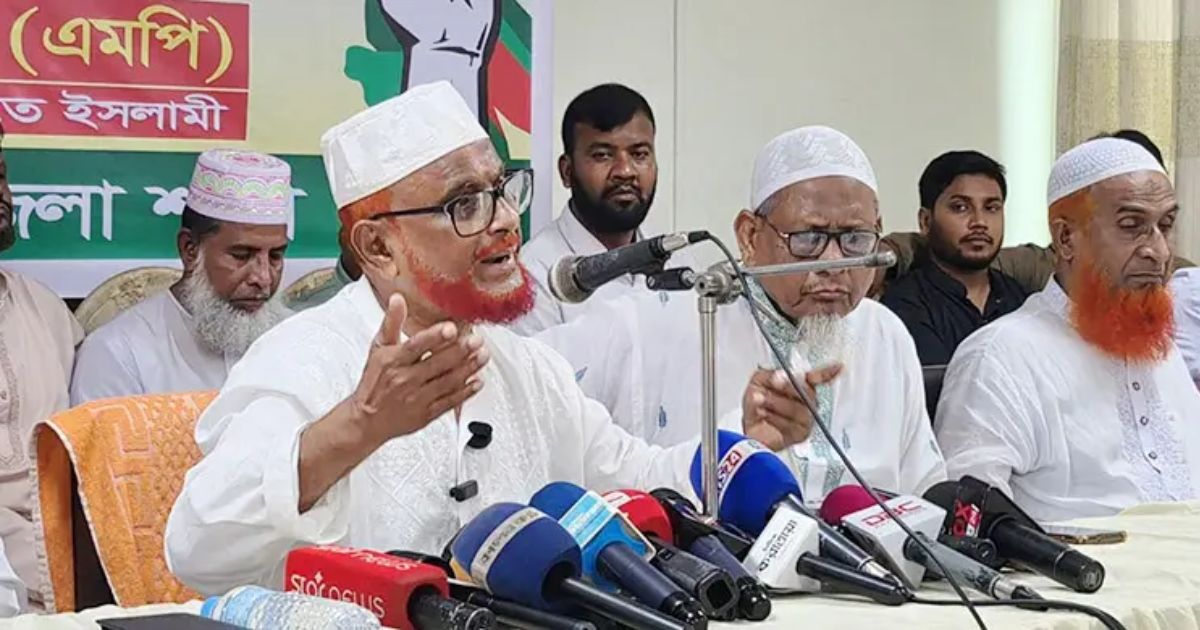 আ’লীগ পালাবার জায়গা পেয়েছে, আপনাদের পাশে কেউ থাকবে না: আজহারুল ইসলাম