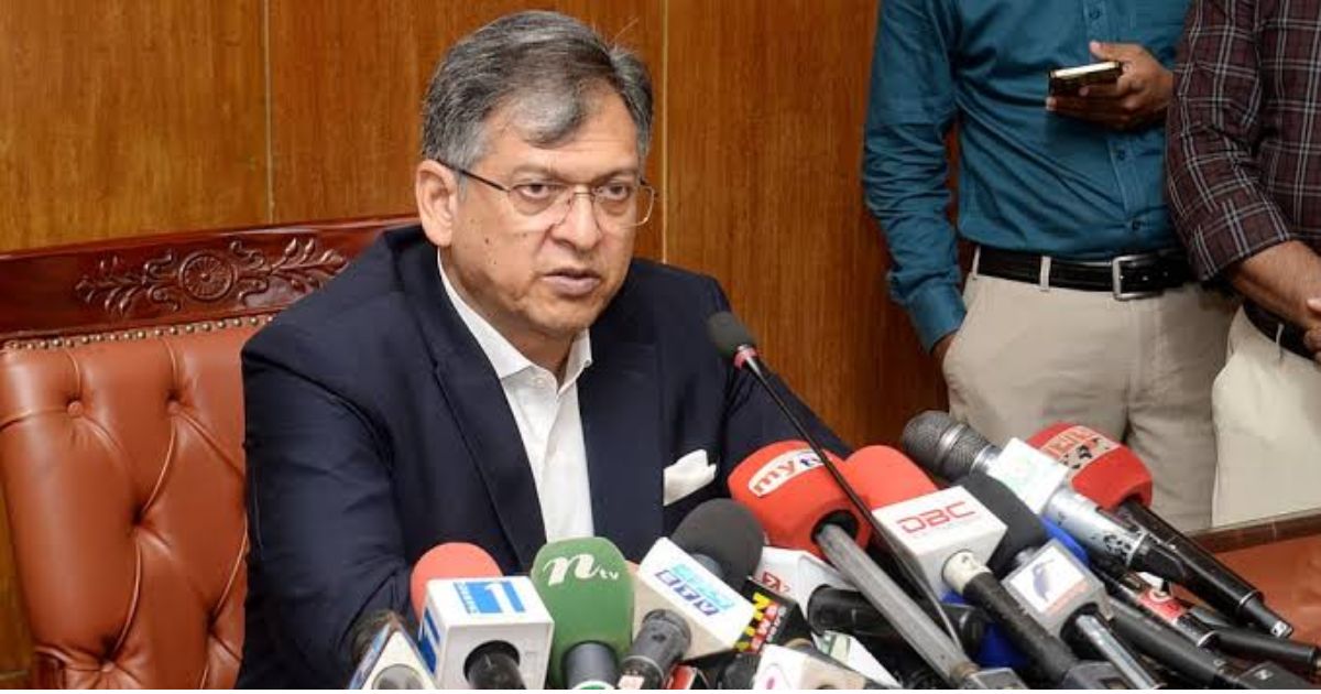 জুলাই জাতীয় সনদ যেভাবে সই হয়েছে, সেভাবেই বাস্তবায়ন হবে : স্বরাষ্ট্রমন্ত্রী