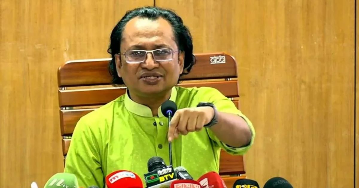 ‘হাসিনার সময়ে জ্বালানির দাম বাড়লে পদত্যাগ চাইতাম, এখন চাওয়া উচিত হবে না,কারণ এটা আমাদের সরকার’: ডা. জাহেদ