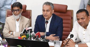 ১৭ পয়সার চেয়ে এক পয়সাও বেশি ভাড়া আদায় করলে রুট পারমিট বাতিল ও জরিমানা: সড়ক মন্ত্রী