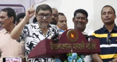 ‘বেহেশতের টিকিট বিক্রেতারা ফ্যাসিস্টদের সঙ্গে হাত মিলিয়েছে’: স্বাস্থ্যমন্ত্রী