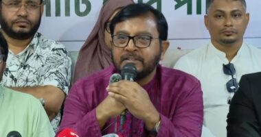 ৭ মাসে জ্বালানির মূল্য তিনবার বাড়িয়ে সরকার দায়িত্বহীনতার পরিচয় দিয়েছে: মজিবুর রহমান মঞ্জু