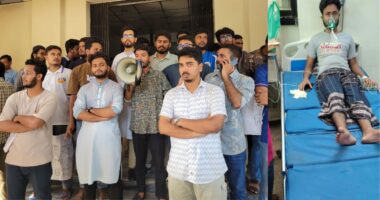 সাপের কামড়ে রাবি শিক্ষার্থী আইসিইউতে,প্রাধ্যক্ষের পদত্যাগের দাবিতে প্রশাসন ভবন ঘেরাও