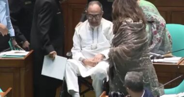 সংসদ অধিবেশনে যোগ দিলেন মির্জা আব্বাস