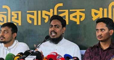 বিএনপি সরকার জনগণ থেকে বিচ্ছিন্ন হয়ে পড়ছে: আখতার হোসেন