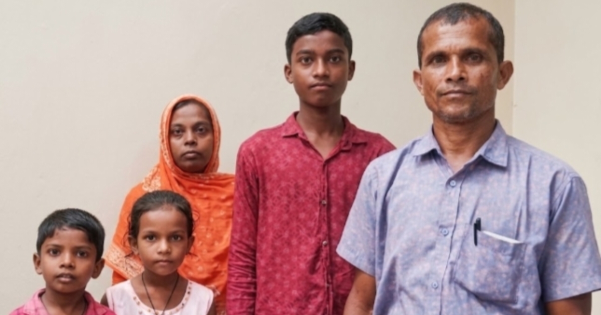 ধামইরহাটে একই পরিবারের ৫ জন খ্রিষ্টান হলেন নবমুসলিম