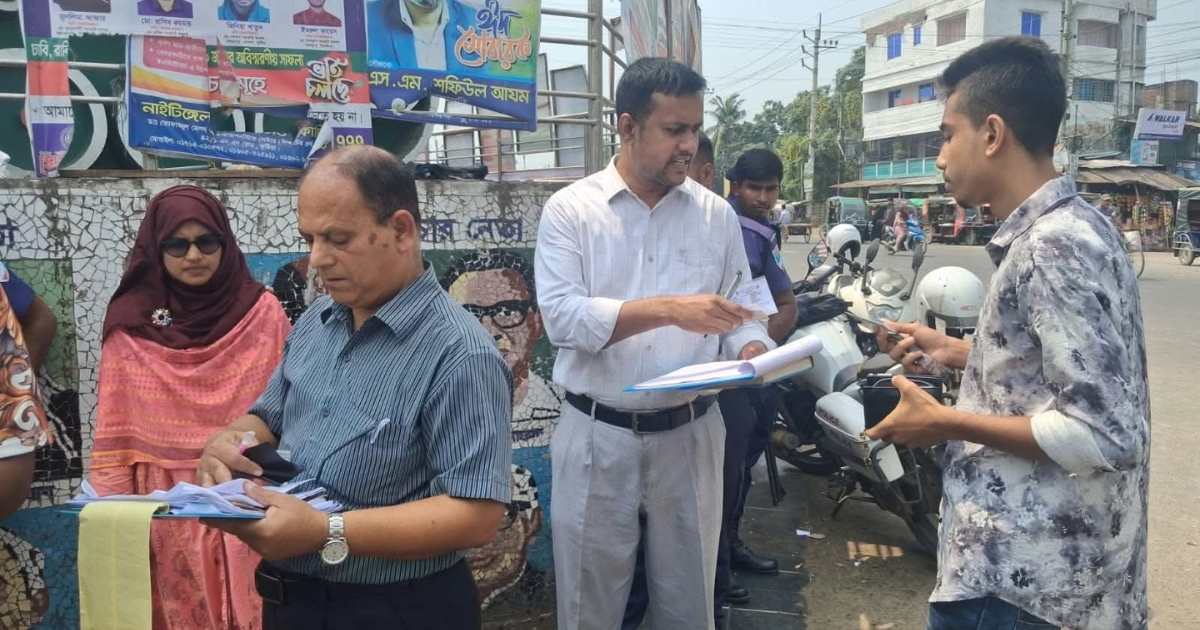 কুষ্টিয়ায় বিআরটিএ ও জেলা প্রশাসনের যৌথ অভিযান, ৬ মোটরসাইকেলের বিরুদ্ধে মামলা