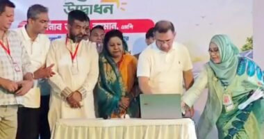 দেশের প্রথম সৌরবিদ্যুৎ প্রকল্পের উদ্বোধন করলেন প্রধানমন্ত্রী
