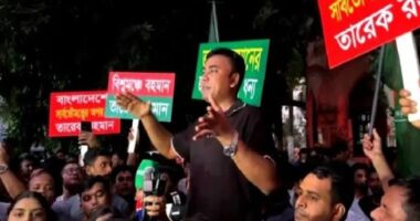 হাদিকে ভালোবাসলে নতুন হল করুন, অন্যের নাম মুছতে হবে কেন: ছাত্রদল নেতা আমান