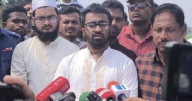 ‘আপনারা এতটুকু বিশ্বাস রাখুন,পূর্ণ ন্যায়বিচার পাবেন,সব সমস্যার সমাধান স্বরাষ্ট্রমন্ত্রীই করবেন’: রাশেদ খাঁন