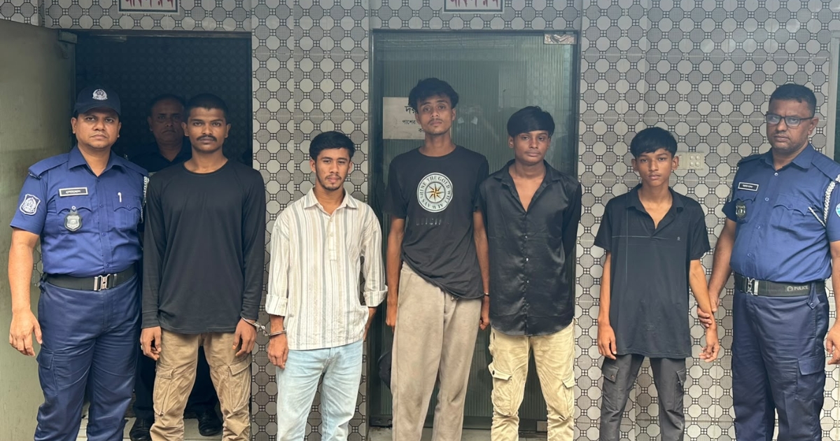 কুমিল্লায় তিনটি কিশোর গ্যাংয়ের ৫ মূলহোতা গ্রেপ্তার