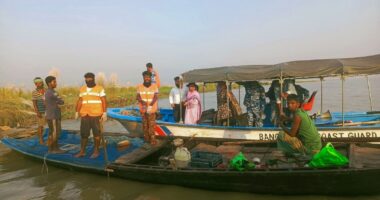 নিষিদ্ধ সময়ে ইলিশ শিকার, ৮ জনের জেল