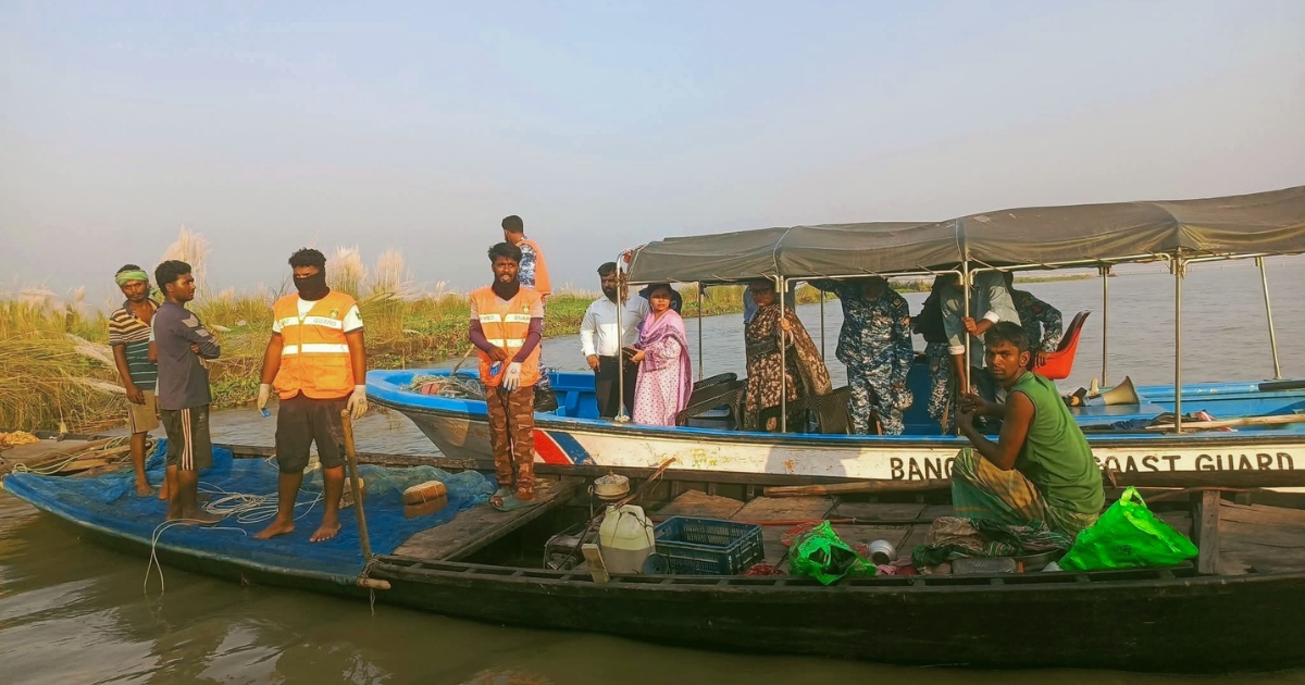 নিষিদ্ধ সময়ে ইলিশ শিকার, ৮ জনের জেল