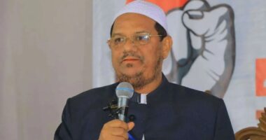 ১৪ দিনের দাওয়াতি সফরে যুক্তরাষ্ট্রে গেলেন চরমোনাই পীর
