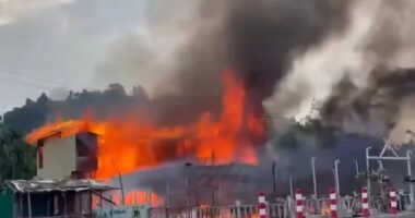 কক্সবাজারে রিসোর্টে ভয়াবহ আগুন, ৫ জনের মৃত্যু