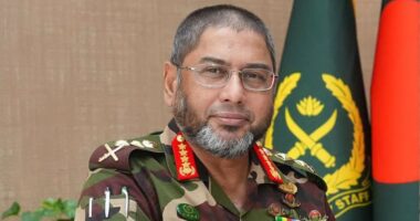 অস্ট্রেলিয়া ও যুক্তরাষ্ট্র সফর শেষে দেশে ফিরলেন সেনাপ্রধান