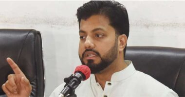 ‘দুপুর ২টায় প্রেসক্লাবে পদ থেকে পদত্যাগের চূড়ান্ত ঘোষণা দেব এবং সাংবাদিকদের মুখোমুখি হব, ইনশাআল্লাহ’: ইশরাক