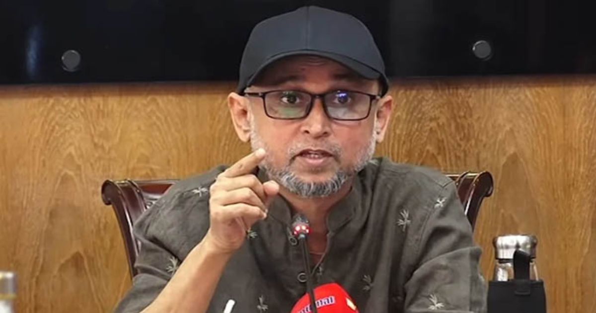 ‘ঘুম থেকে উঠে ফেসবুকে ঢুকতে পারছি না, হ্যাক করতে না পেরে অ্যাকাউন্টটি ডিঅ্যাক্টিভ করে দিয়েছে’: ফারুকী
