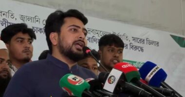 এই ছাত্ররা জীবন না দিলে তারেক রহমান লন্ডন থেকে বাংলাদেশে ফিরতে পারতেন না: নাহিদ ইসলাম