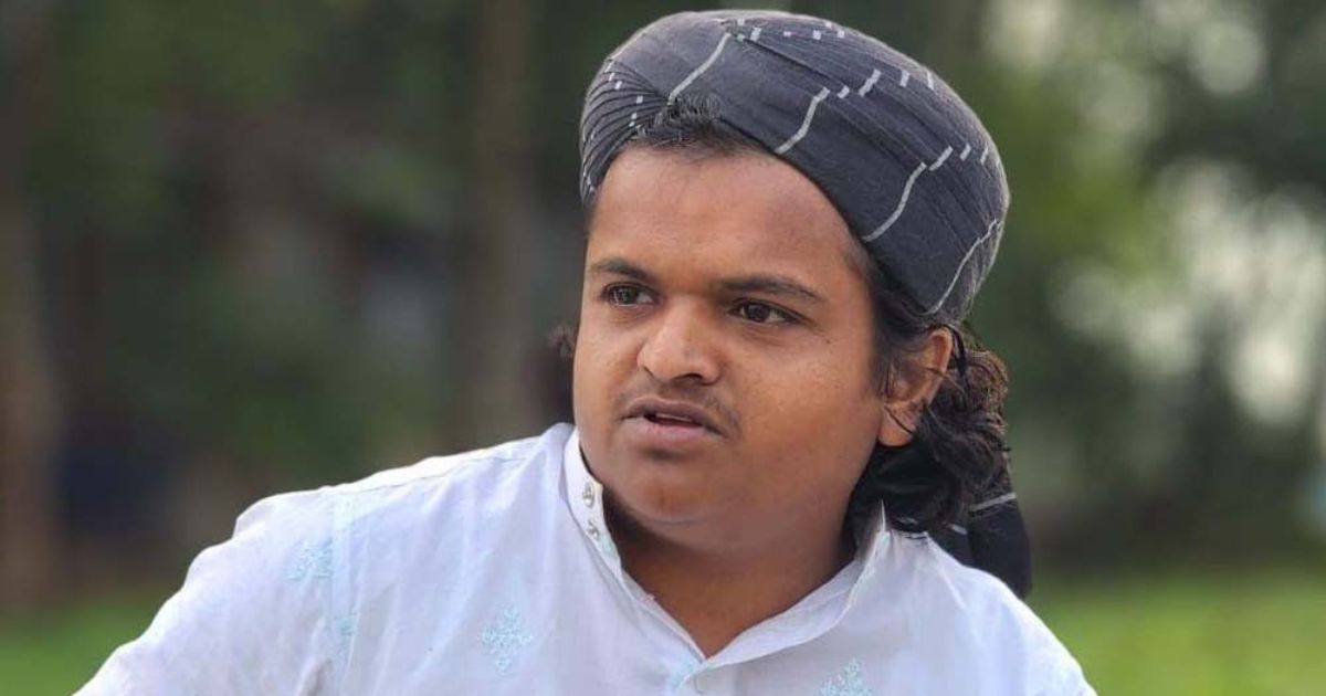 গভীর রাতে রাস্তা আটকে ‘শিশু বক্তা’ রফিকুল মাদানীর গাড়িতে ডাকাতির চেষ্টা