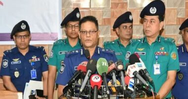 সাংবাদিকরা মাদকের টাকার ভাগ না পেলে বলে পুলিশ অকার্যকর: আইজিপি