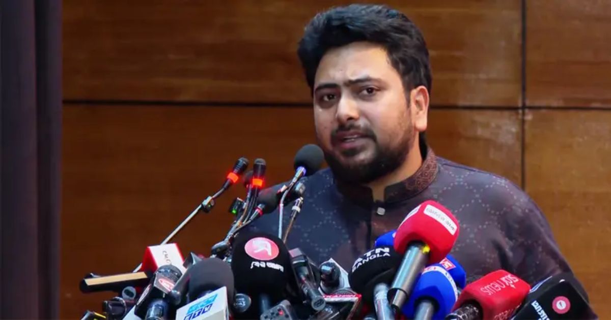 সমালোচকদের গ্রেপ্তার করে সরকার স্বৈরাচারী আচরণ করছে: নাহিদ ইসলাম