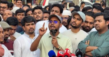 ‘প্রতিবাদের জন্য রাস্তায় নেমেছি, প্রতিবাদের ভাষায় কথা বলব,সেই কথা হয়তো অনেকের ভালো লাগবে না’: হান্নান মাসউদ