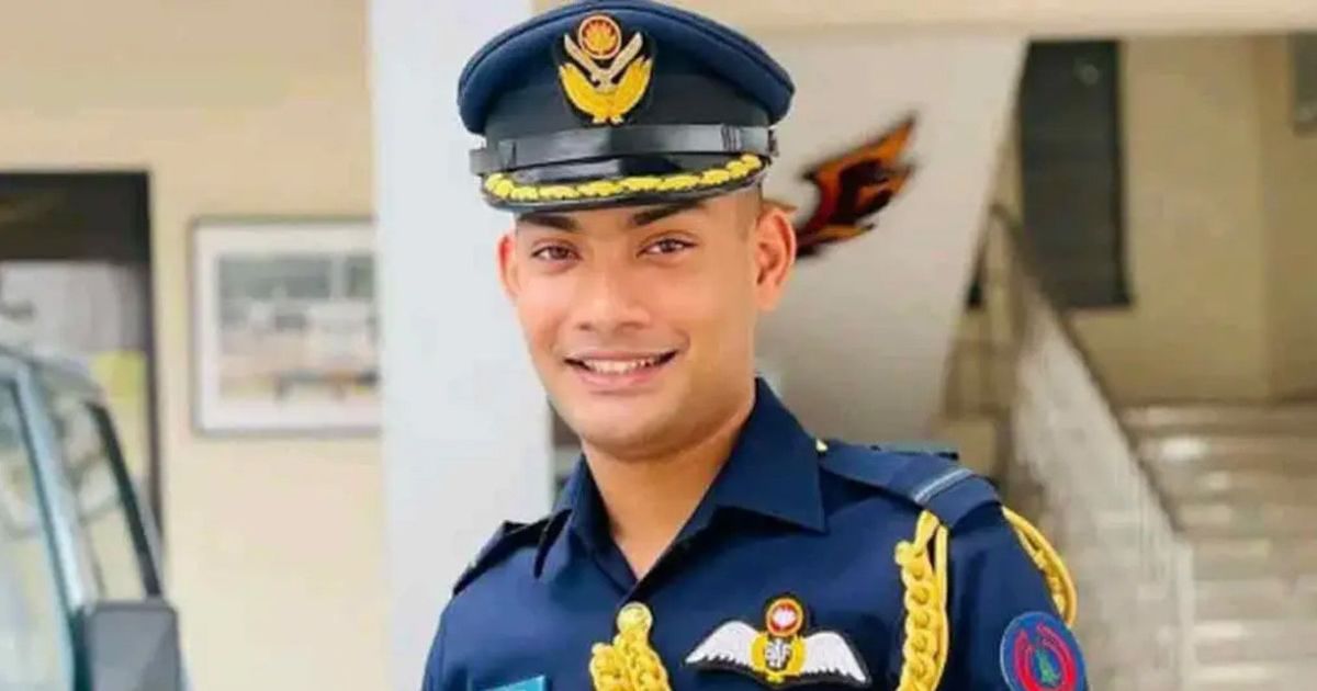 বিমানবাহিনীর সাবেক ফ্লাইট লেফটেন্যান্ট তাহসিফ সাউরির জানাজা সম্পন্ন,উত্তরায় দাফন