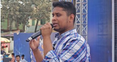 ‘তিন লাখ মানুষকে ৫ মিনিট আগে জানানো হলো,পরীক্ষা ক্যান্সেল, কী নির্মম রসিকতা!’: হাসনাত আব্দুল্লাহ