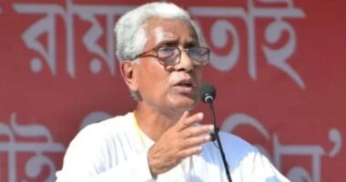 ত্রিপুরার সাবেক মুখ্যমন্ত্রী মানিক সরকার দিল্লিতে আটক