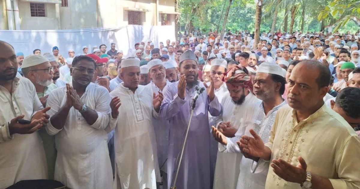 পুলিশ-বিএনপি নেতা-কর্মীদের পাহারায় সাবেক ছাত্রলীগ নেতা রোটনের দাফন