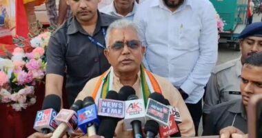 ভারতের আন্দোলনের পেছনে রয়েছে বাংলাদেশ, অভিযোগ পশ্চিমবঙ্গের মন্ত্রীর