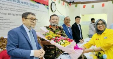 বিনামূল্যে ঢামেক হাসপাতালে একশ চক্ষু রোগীর ছানি অপারেশন চীনের চক্ষু বিশেষজ্ঞ টিমের