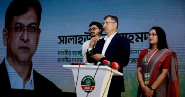 কোনো ধর্মীয় সম্প্রদায়কে রাজনৈতিক ভোটব্যাংক হিসেবে দেখা উচিত নয়: স্বরাষ্ট্রমন্ত্রী