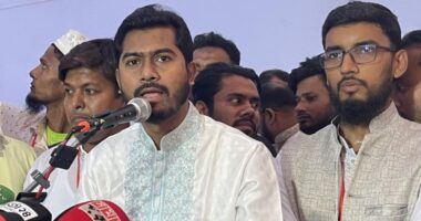 ভুয়া আইডি ব্যবহার করে অপপ্রচার ও গুজব ছড়িয়ে সরকারের পতন ঘটানো যাবে না: নুরুল হক নুর