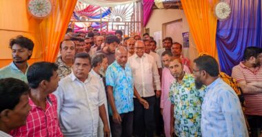  পূজামণ্ডপে সাবেক এমপি সামসুজ্জোহা খান
