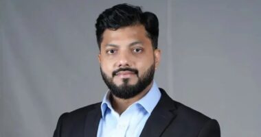 পদত্যাগের নির্দেশ দেওয়ার সংবাদটি ‘অসত্য দাবি’ করেছেন ইশরাক হোসেন